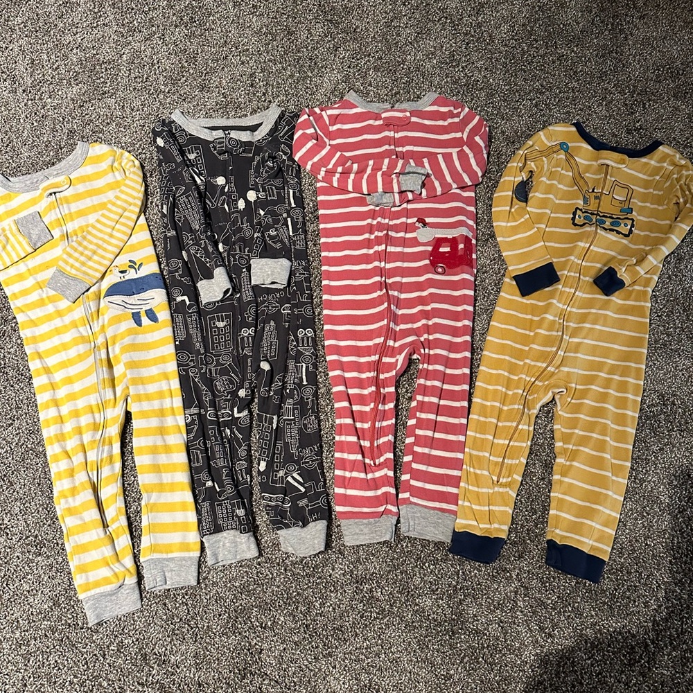 LOT OF 5 CHILDREN’S PLACE JAMMIES-SZ 3T